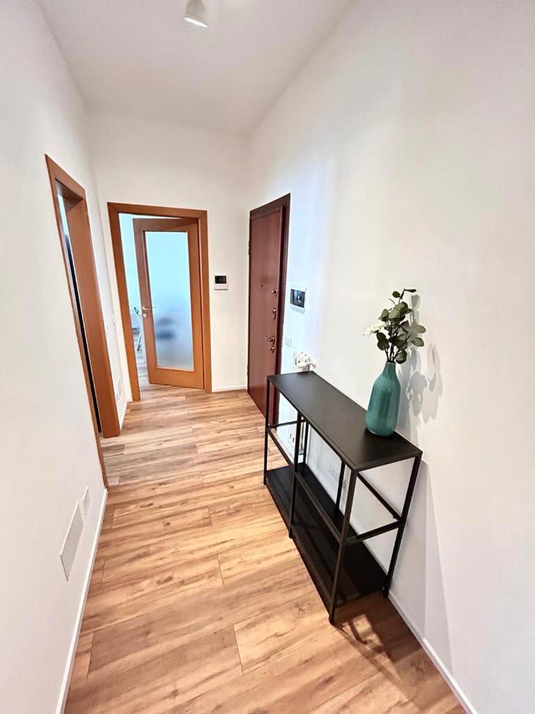 Soleo Guesthouse Monza Ngoại thất bức ảnh