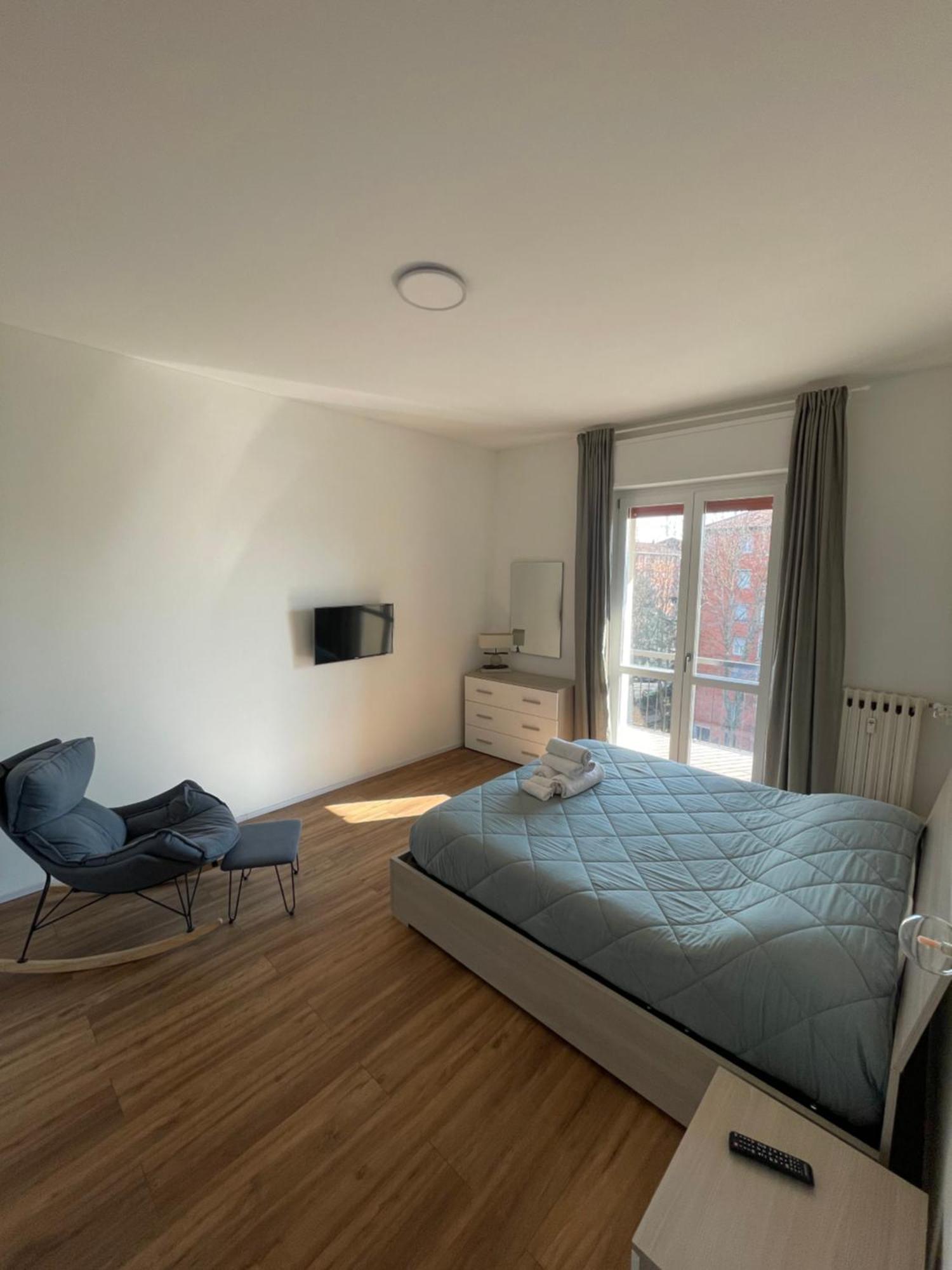 Soleo Guesthouse Monza Ngoại thất bức ảnh
